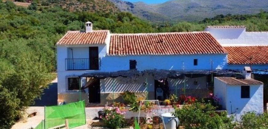 Casa Pueblo en Periana