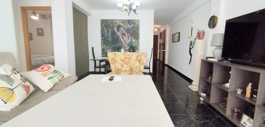 Piso de 3 habitaciones en Vélez-Málaga