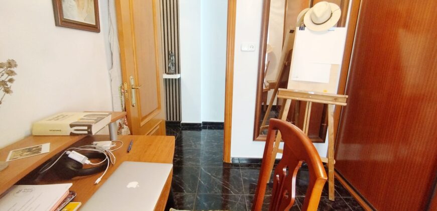 Piso de 3 habitaciones en Vélez-Málaga