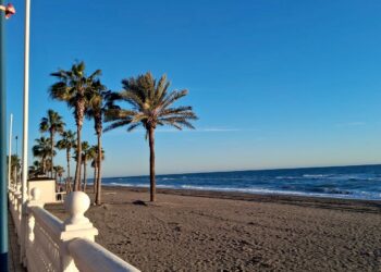 Apartamento a pocos metros del mar en el Morche