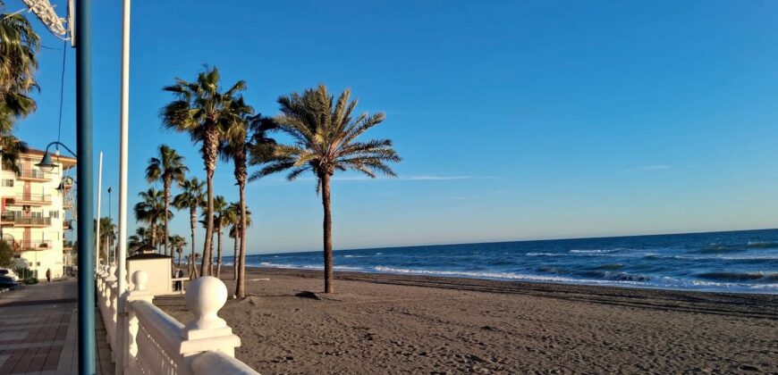 Apartamento a pocos metros del mar en el Morche