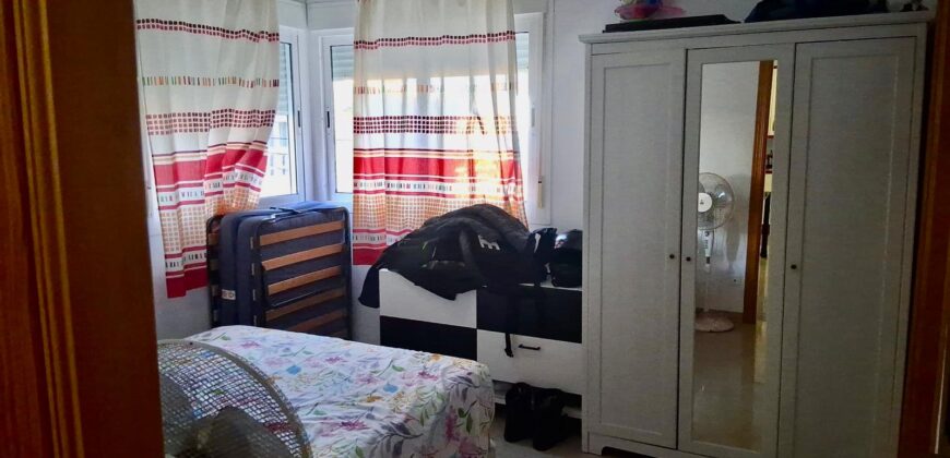 Apartamento a pocos metros del mar en el Morche